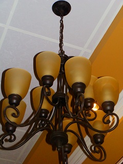 Chandelier/BLK.jpg